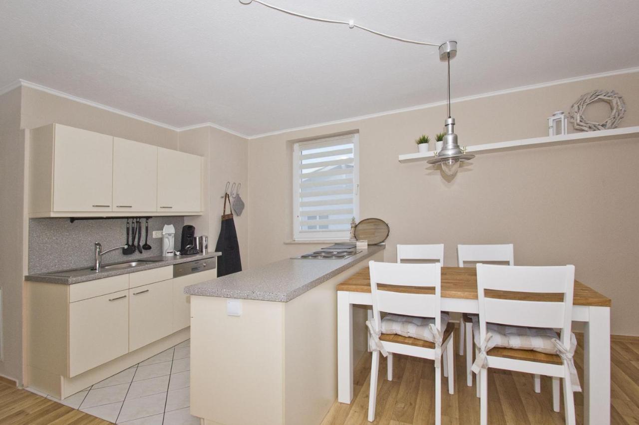 Ferienwohnung Mit Balkon, Gratis Nutzung Vom Ahoi Erlebnisbad Und Sauna In Sellin - Haus Strandeck Fewo 20 Goehren  Dış mekan fotoğraf